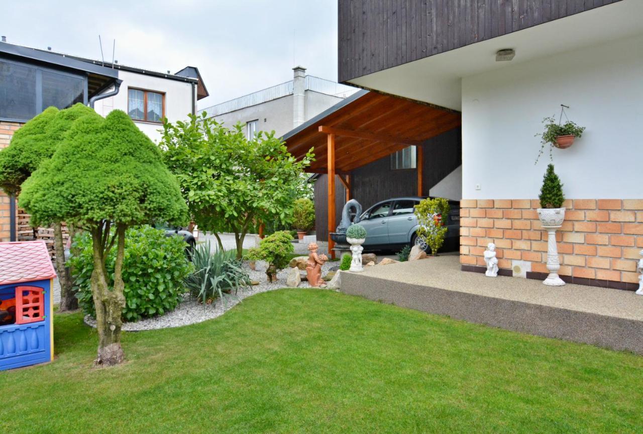 Apartmany Karlsbad Exteriör bild