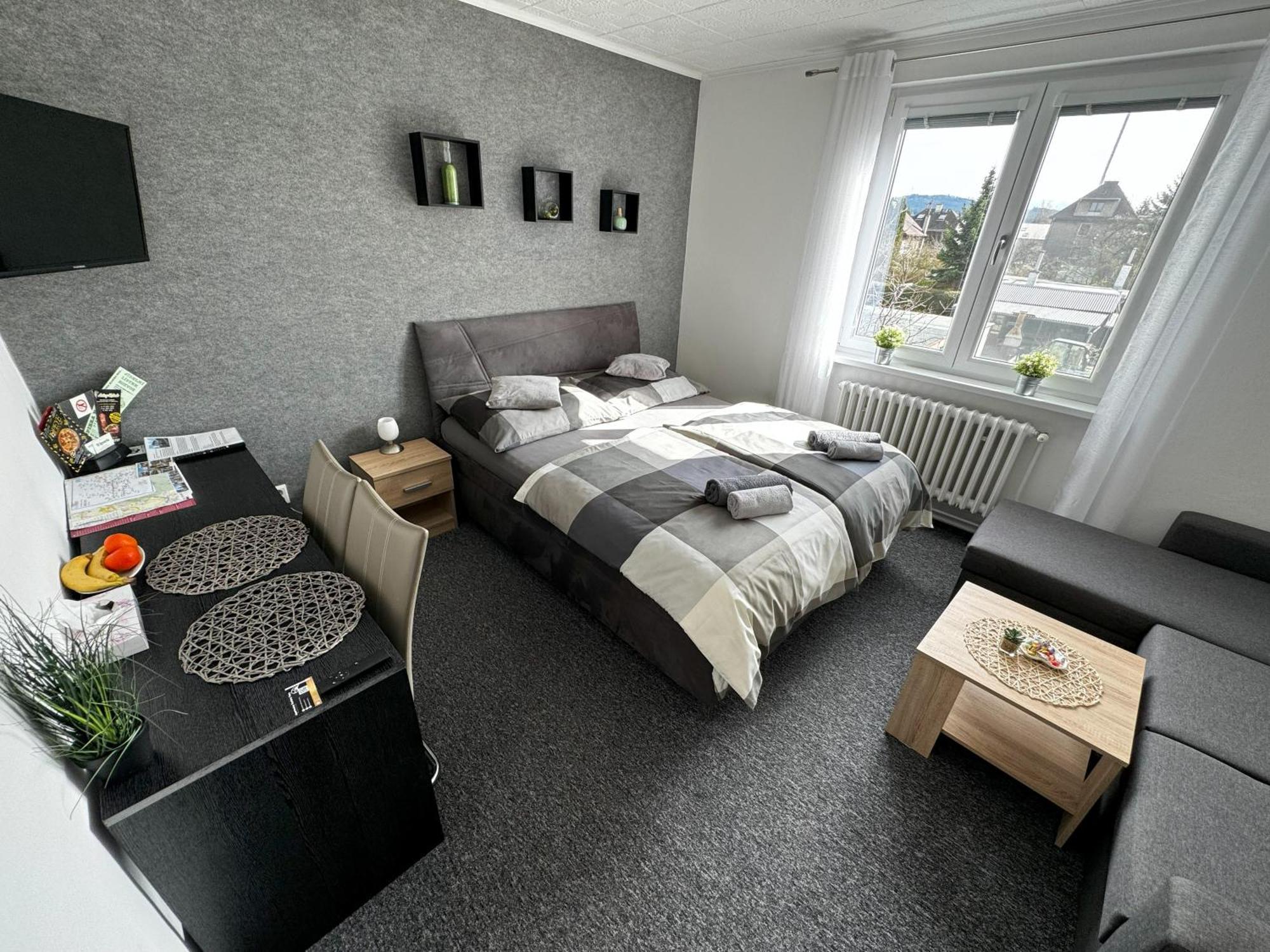 Apartmany Karlsbad Exteriör bild