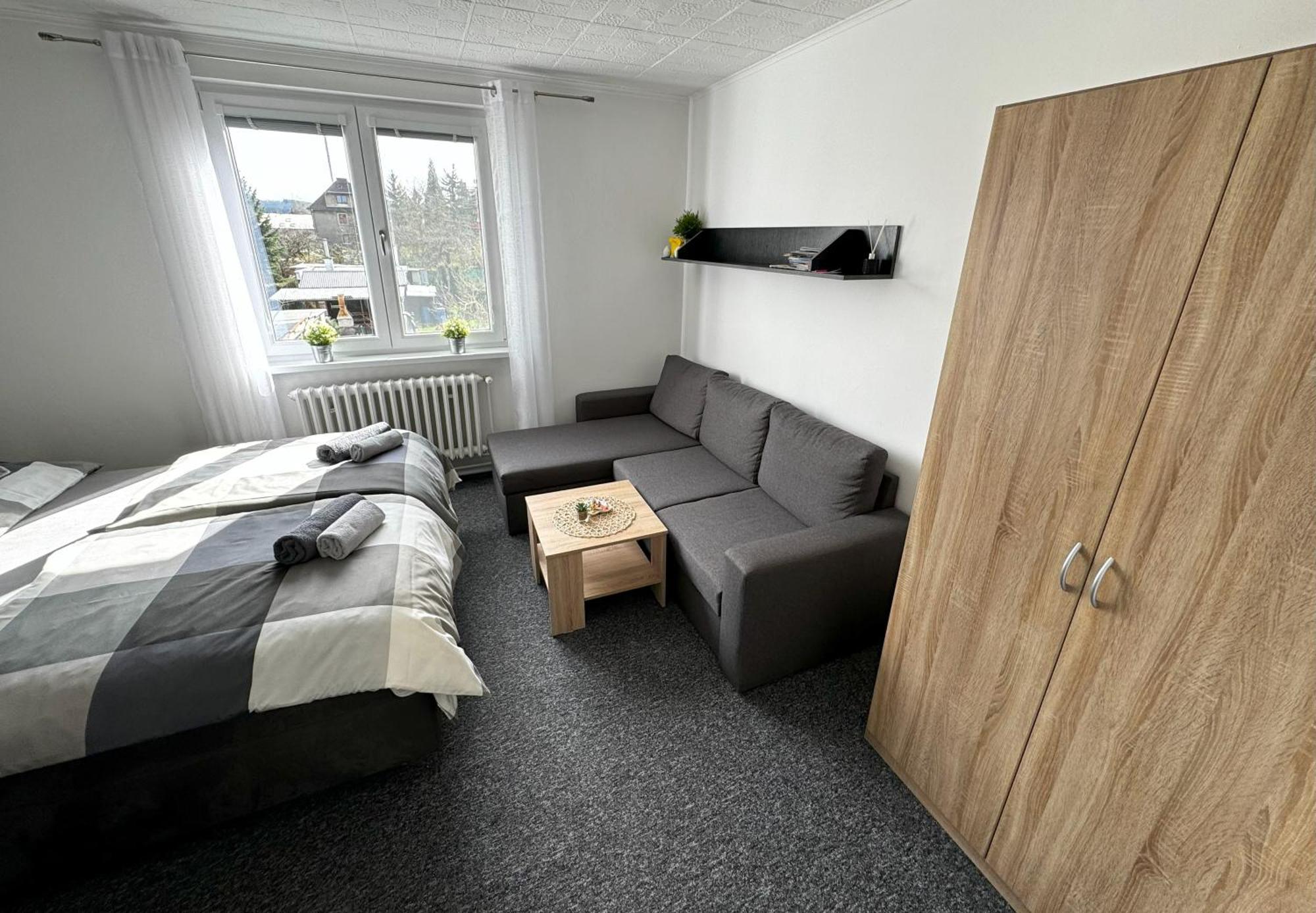 Apartmany Karlsbad Exteriör bild