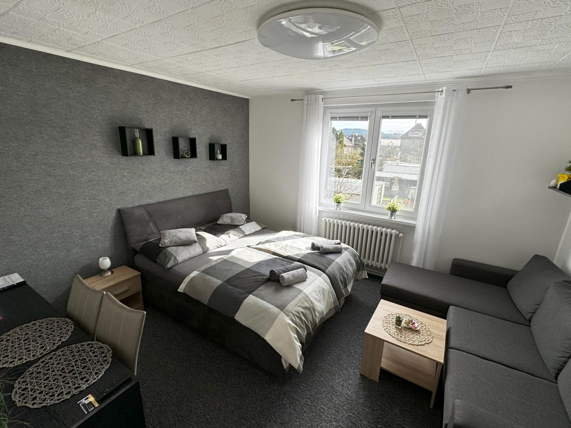 Apartmany Karlsbad Exteriör bild