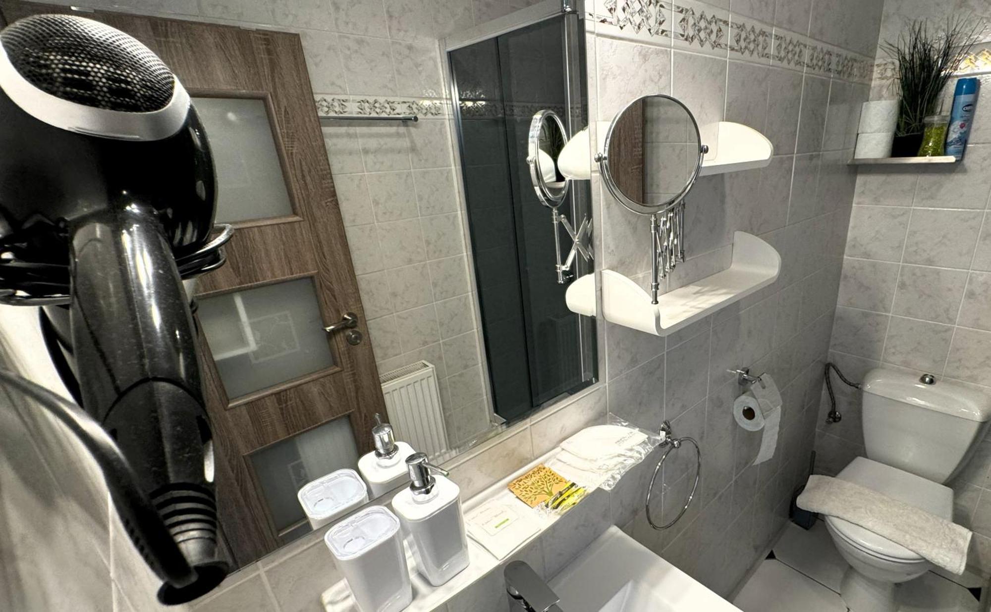 Apartmany Karlsbad Exteriör bild