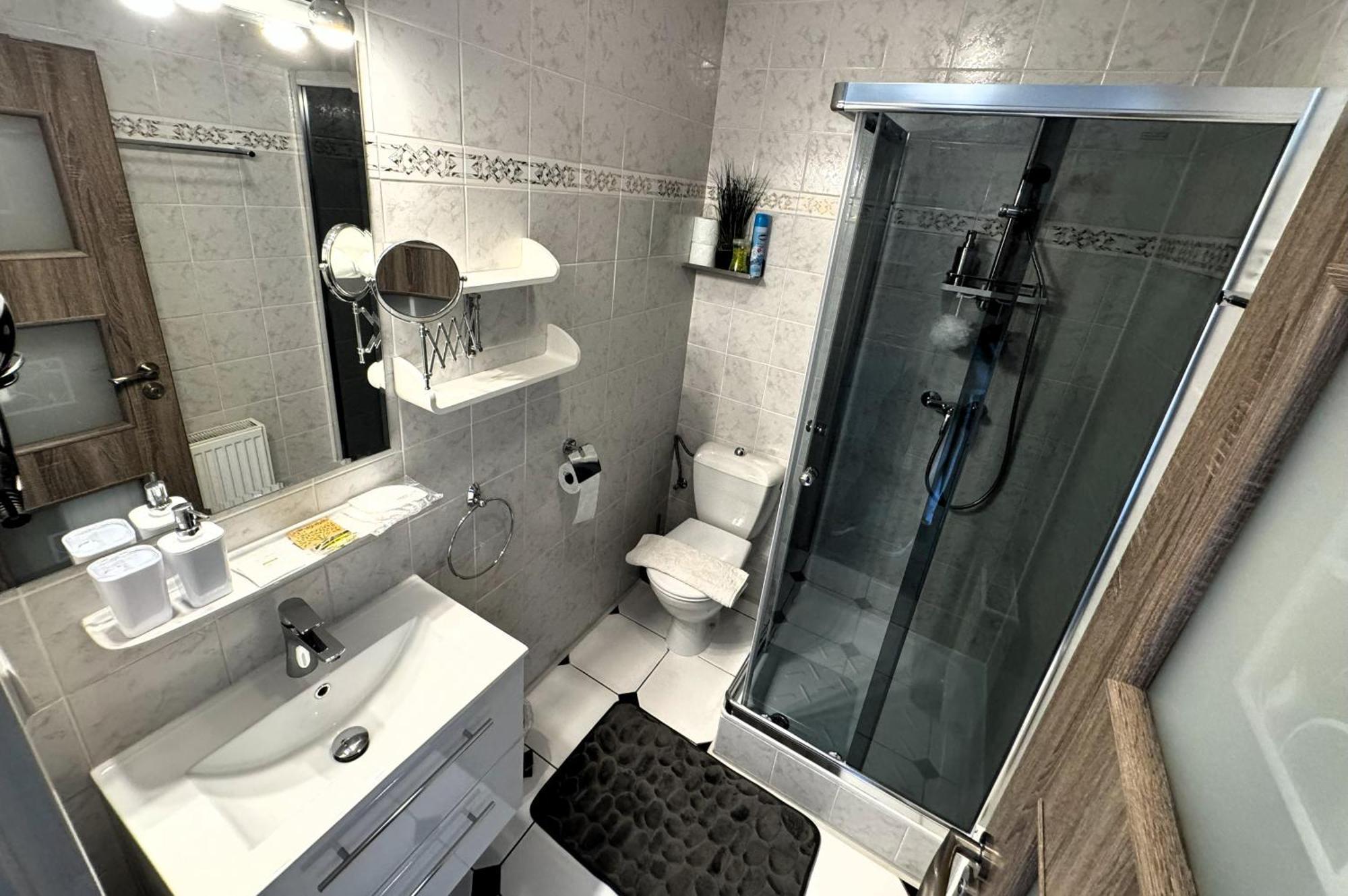 Apartmany Karlsbad Exteriör bild